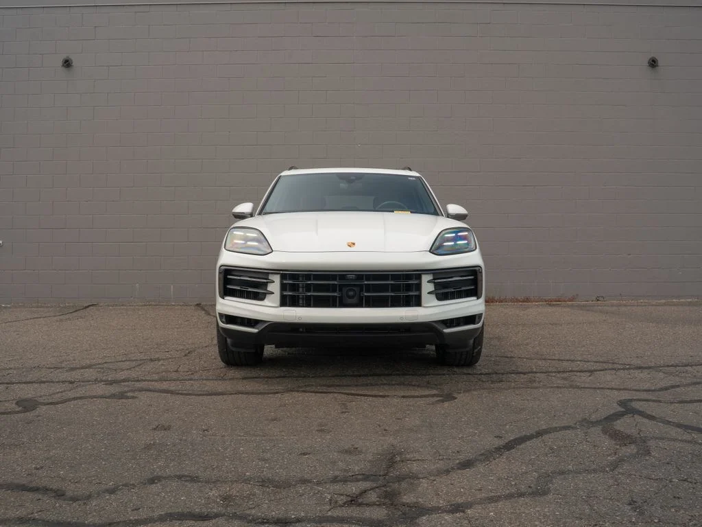 Used 2024 White Porsche Base image 10