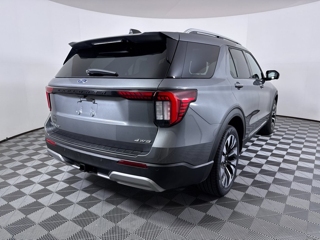 Used 2025 Carbonized Gray Metallic Ford Platinum image 22