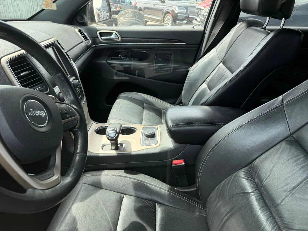 Used 2014 Red Jeep Limited image 6