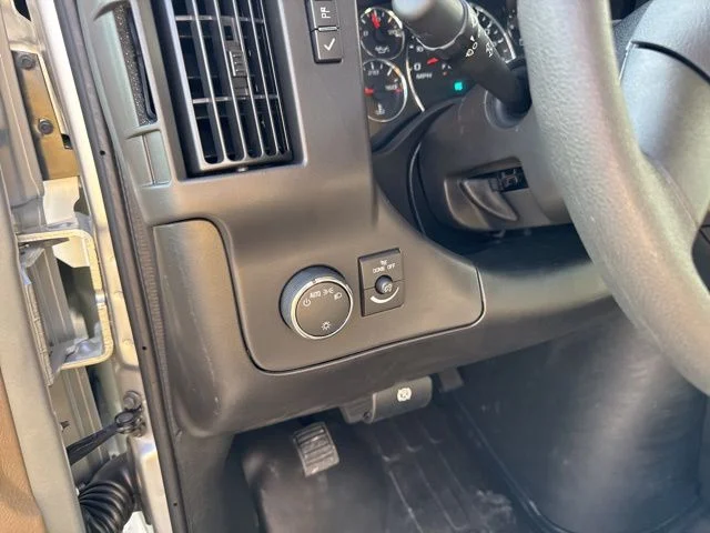 Used 2025 Silver Chevrolet Work Van image 26