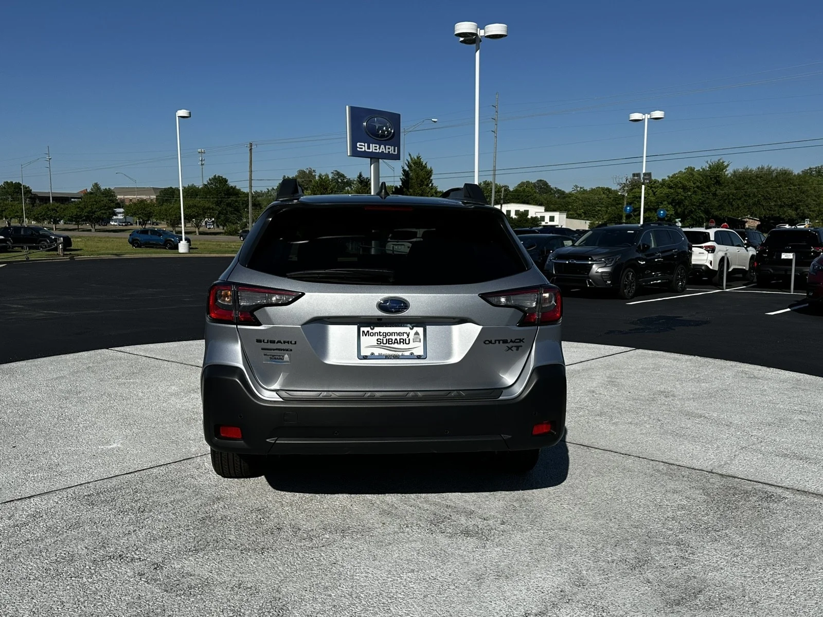2025 Subaru Outback Onyx Edition - Photo 6