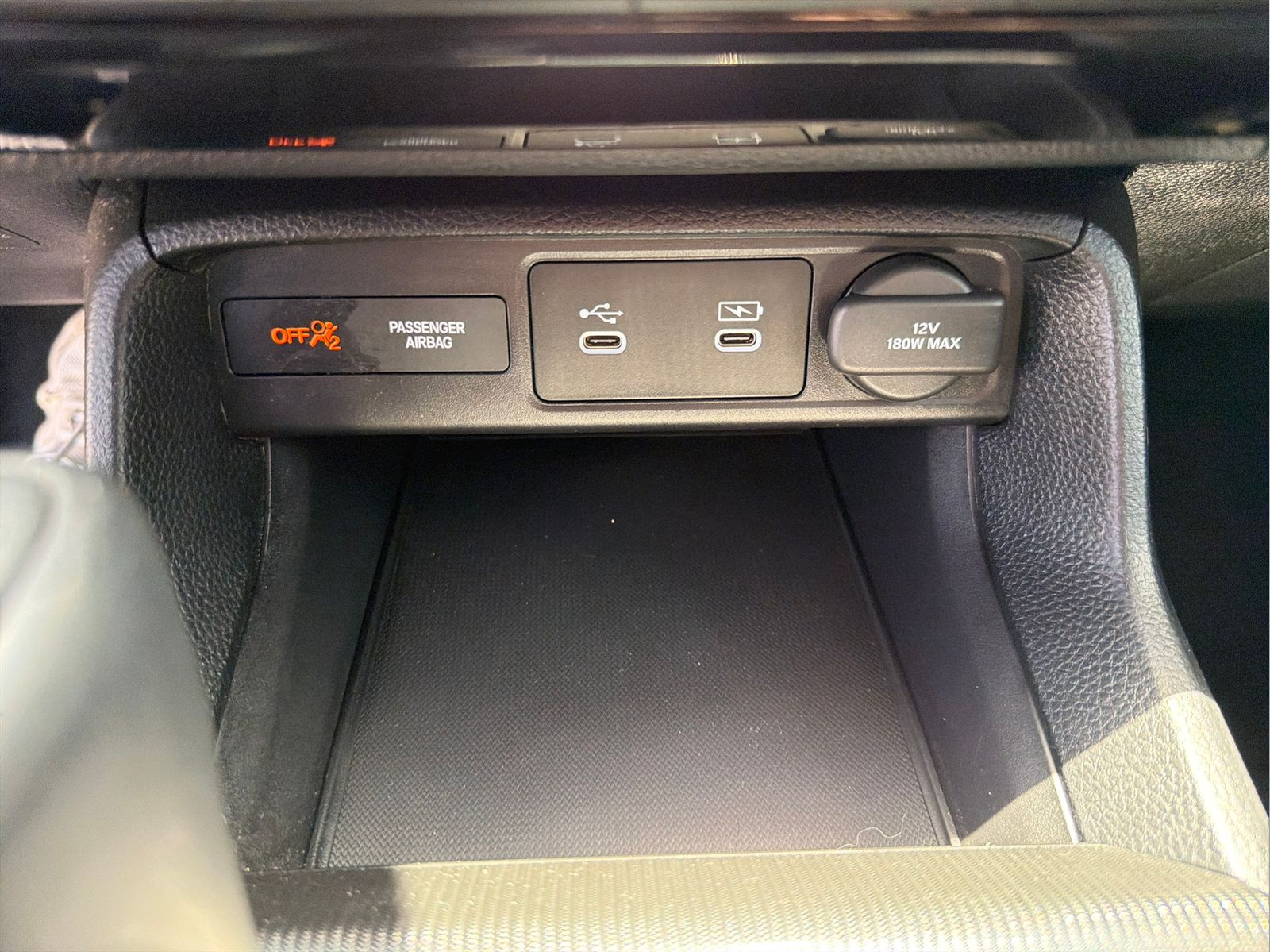 Used 2025  Honda Sport image 19
