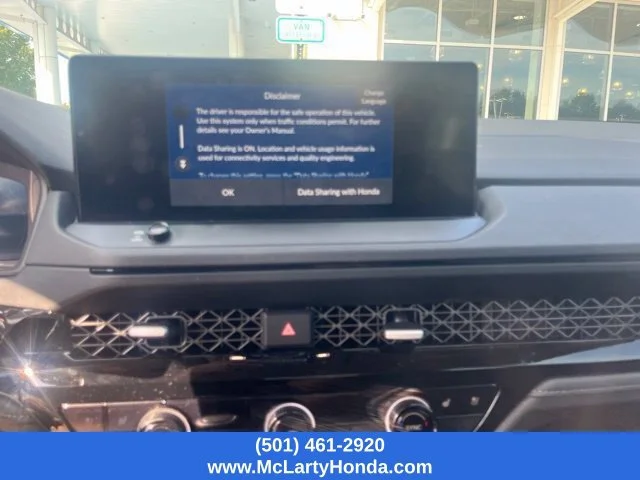 Used 2025 White Honda Touring image 9