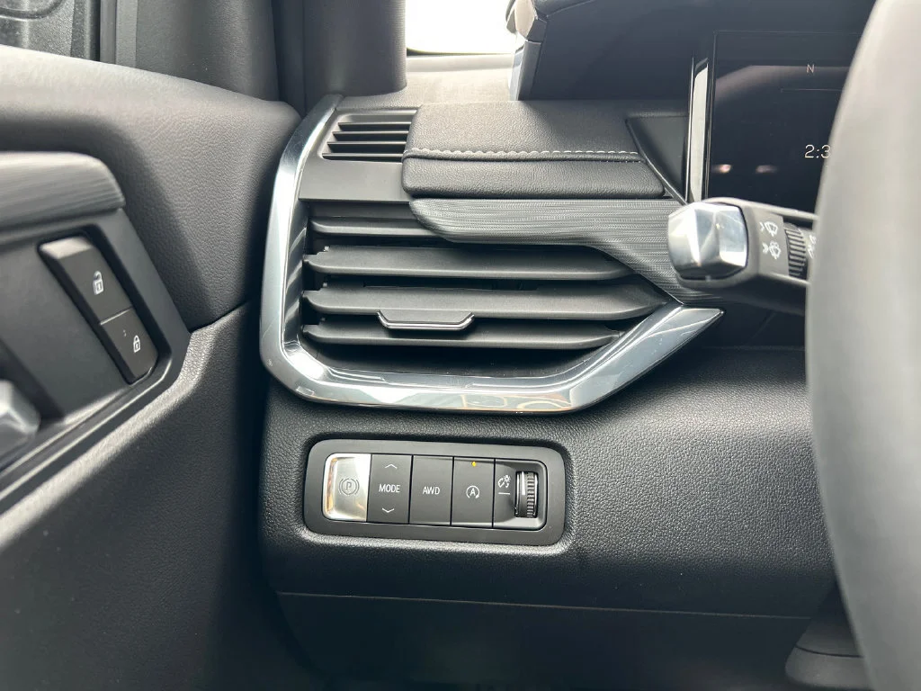 2026 GMC Acadia Elevation - Photo 20