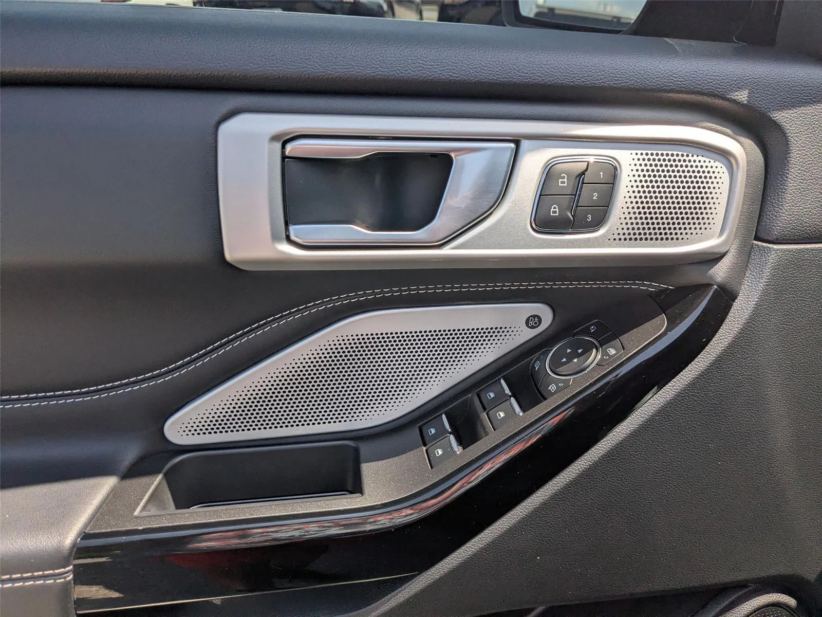 Used 2024 Agate Black Metallic Ford ST image 11