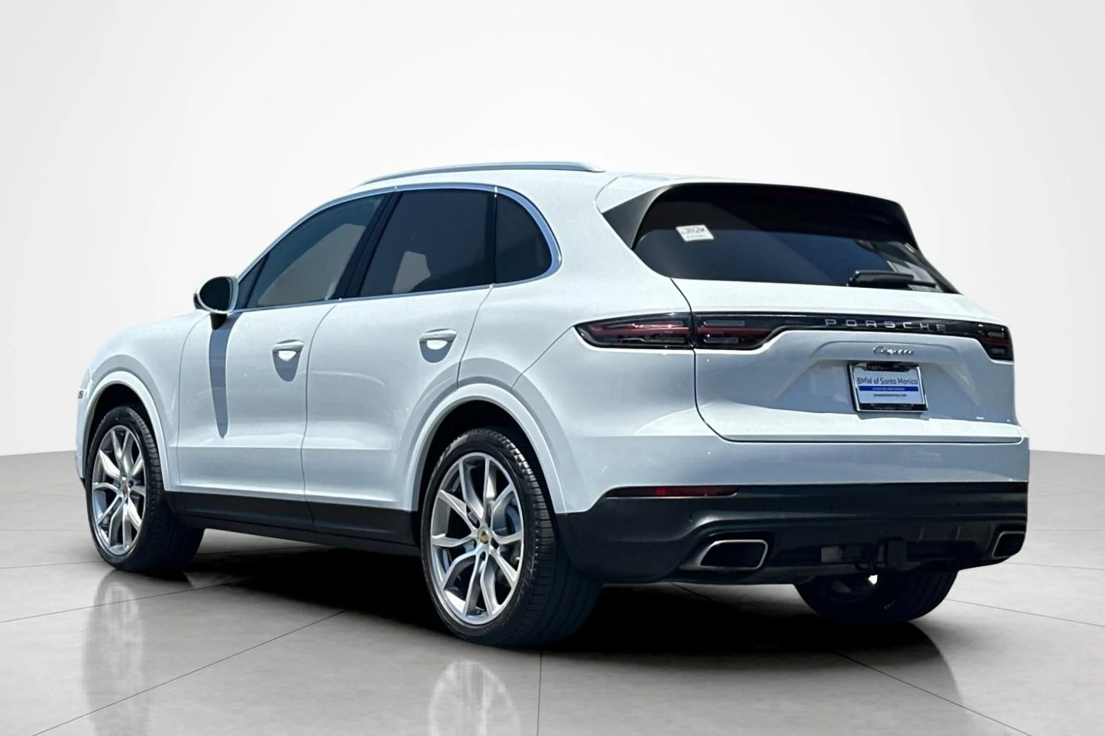 Used 2023 White Porsche  image 3