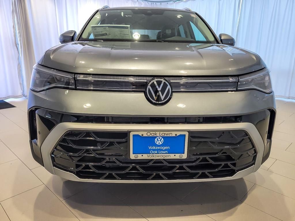 New 2026 Platinum Gray Metallic Volkswagen 1.5T SEL image 3