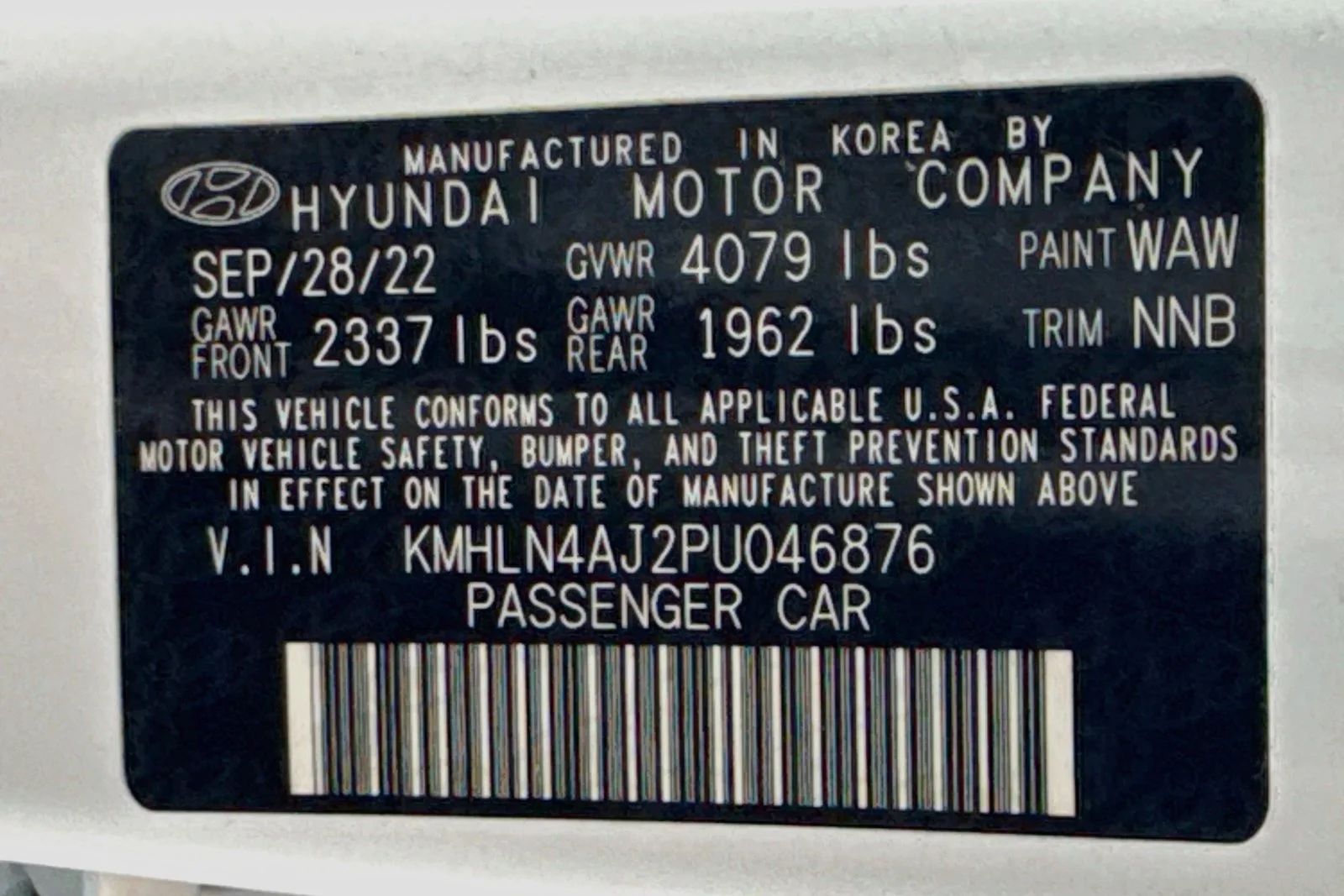 Used 2023 Ceramic White Hyundai Limited image 30