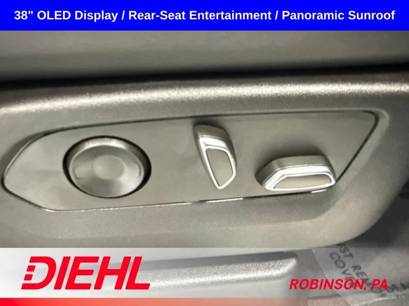Used 2023 White Cadillac Premium image 18