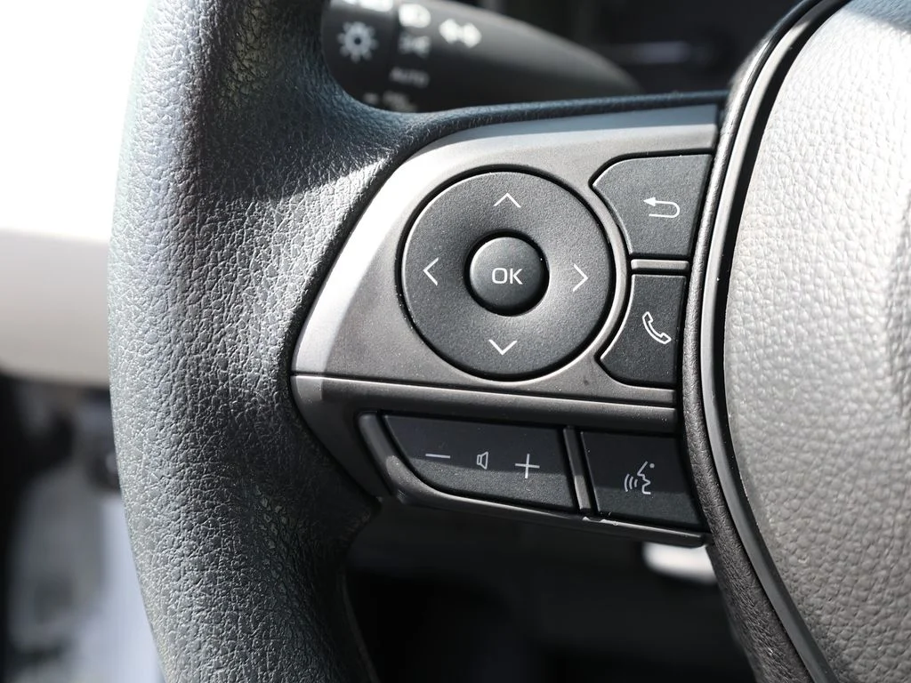 Used 2025 White Toyota LE image 29