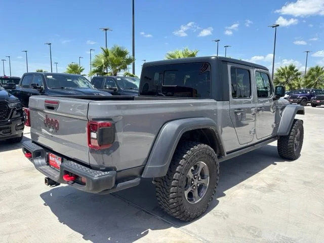 Used 2021 Gray Jeep Rubicon image 6