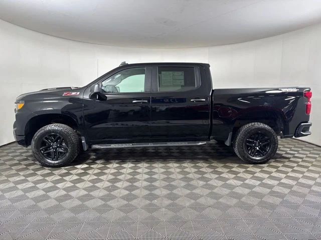 Used 2025 Black Chevrolet Custom Trail Boss image 7