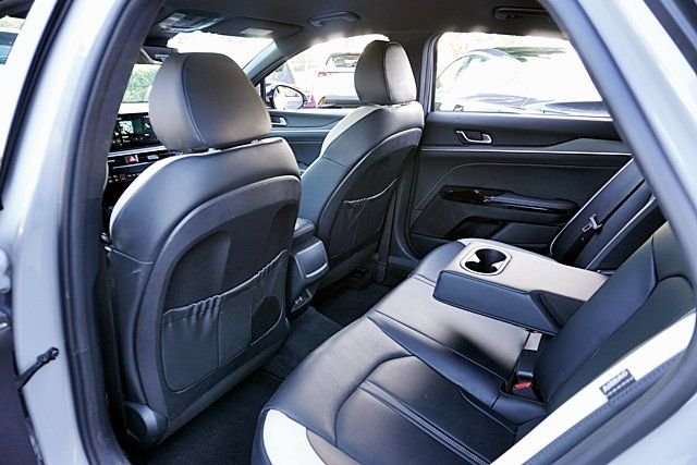 Used 2025 Gray Kia GT-Line image 15