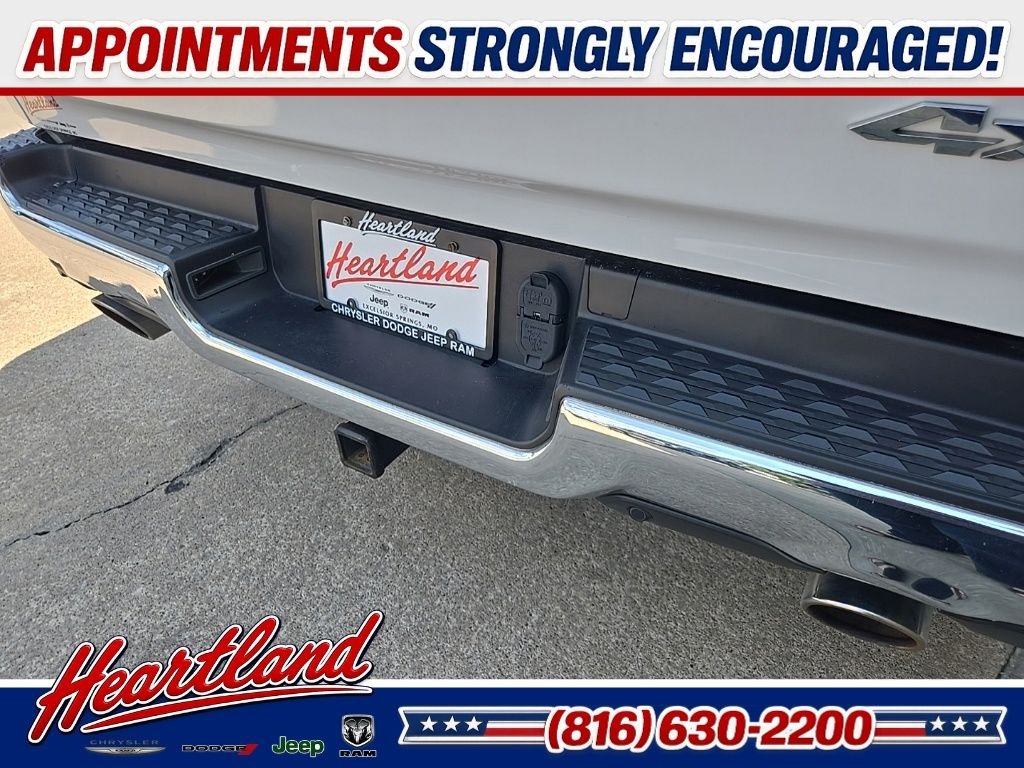 Used 2019 White Ram Laramie image 24