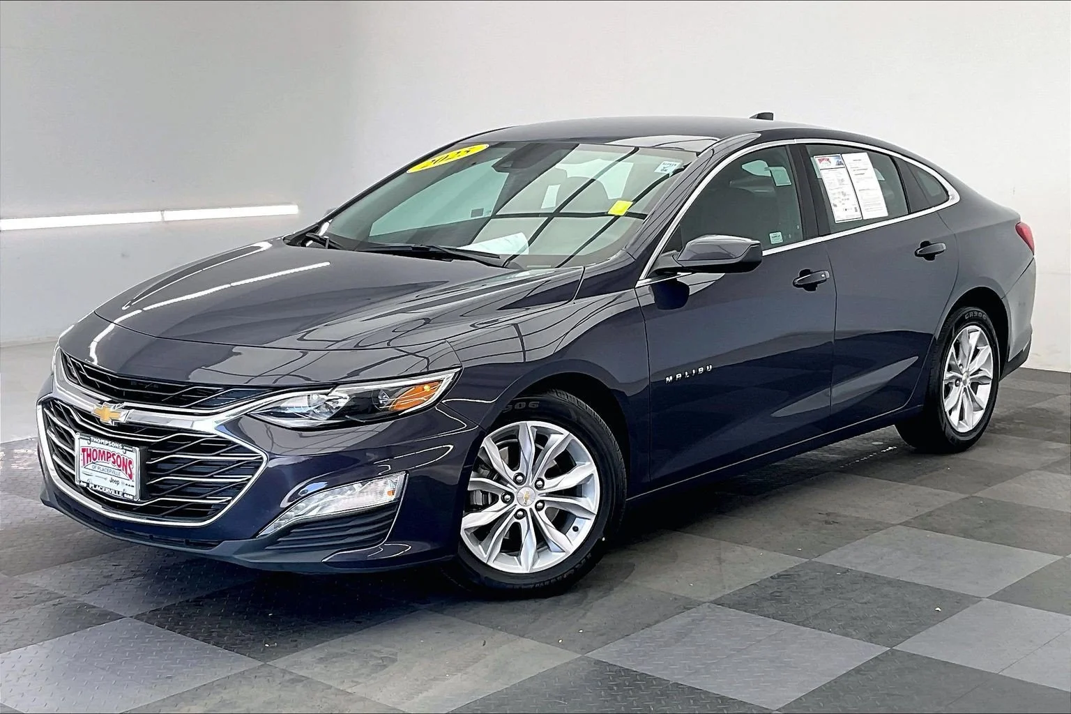 Used 2025 Night Shade Metallic Chevrolet LT image 12