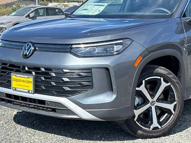 New 2026 Platinum Gray Metallic Volkswagen 2.0T SE image 8