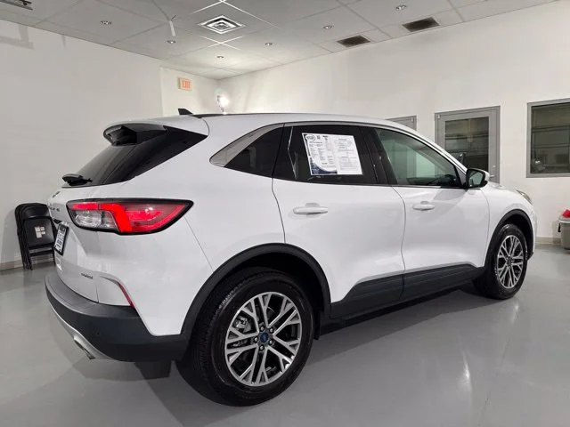 Used 2022 White Ford SEL image 14