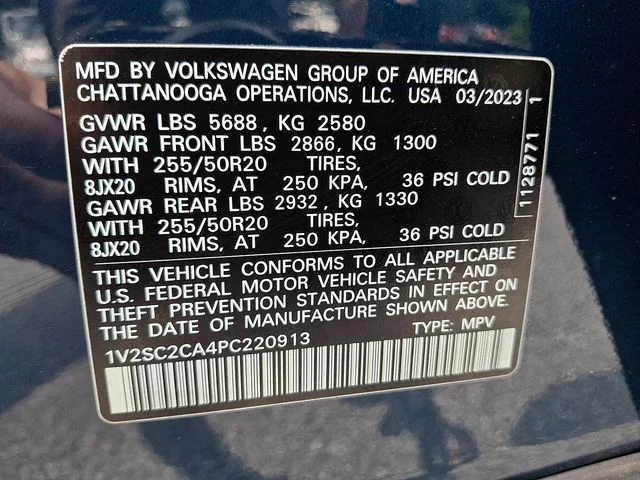 Used 2023 Blue Volkswagen 2.0T SEL R-Line image 29