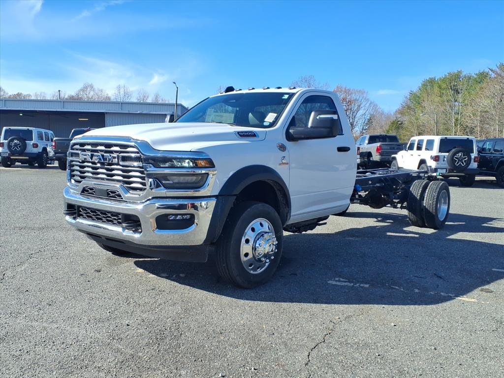 New 2026 Bright White Clear-Coat Exterior Paint RAM Tradesman/Big Horn image 16