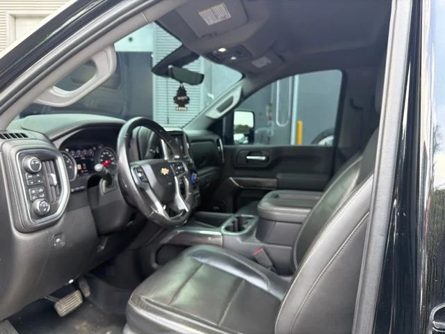 Used 2020 Black Chevrolet LTZ image 10