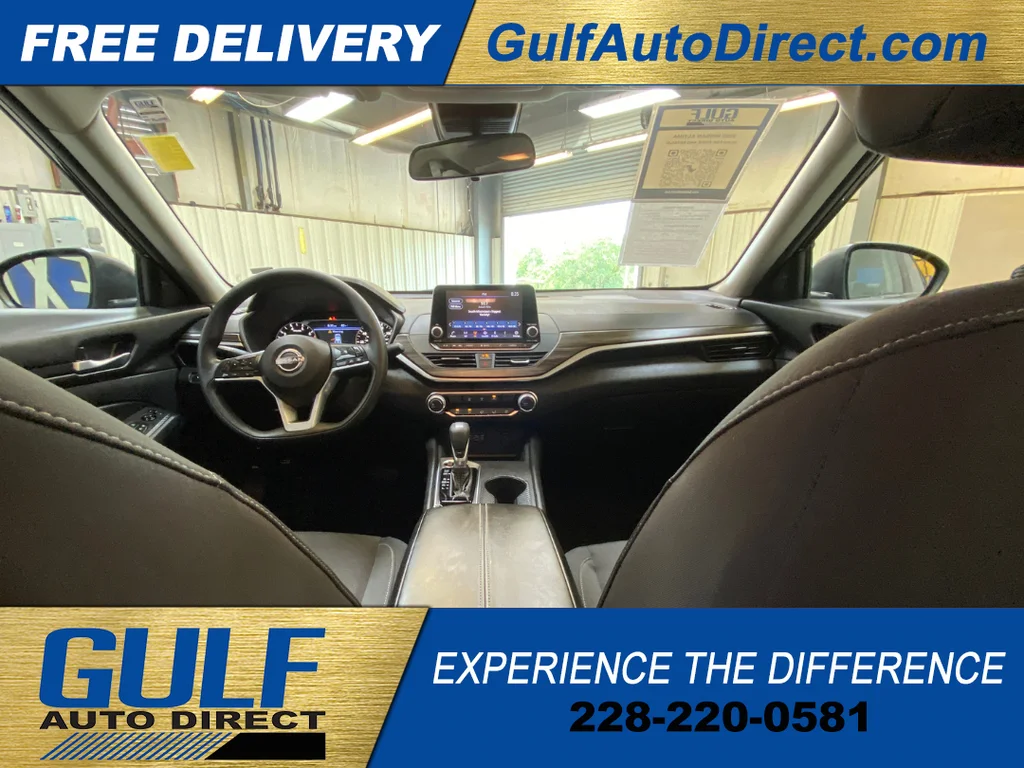 Used 2025 Black Nissan 2.5 SV image 2