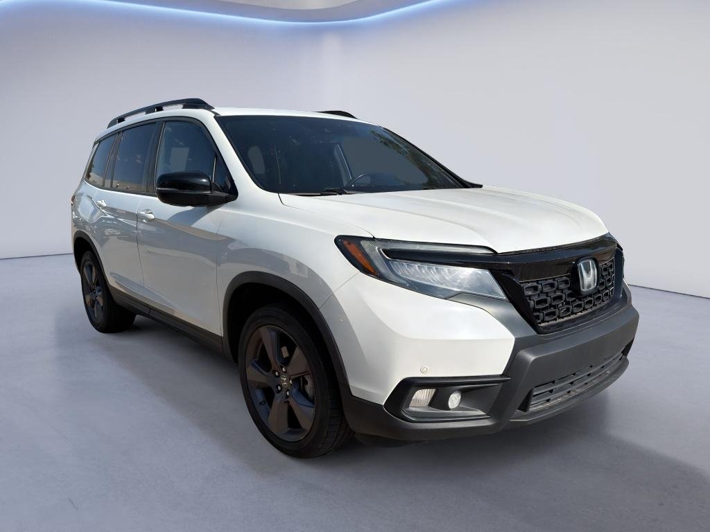 Used 2020 Platinum White Pearl Honda Touring image 3