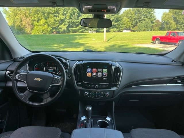 Used 2019 Silver Ice Metallic Chevrolet LT image 10