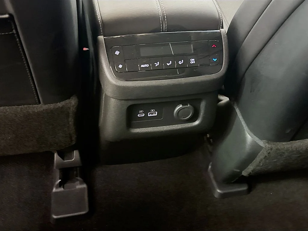 Certified Used 2023 Gray INFINITI PURE image 31