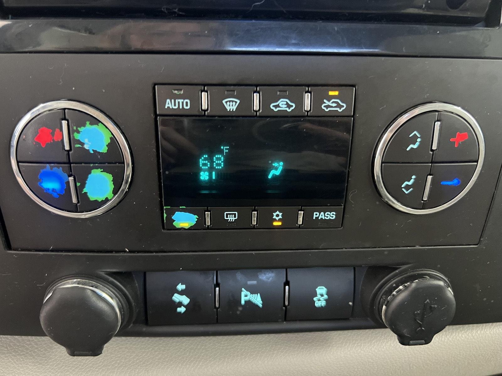 Used 2013 Blue Granite Metallic Chevrolet LT image 30