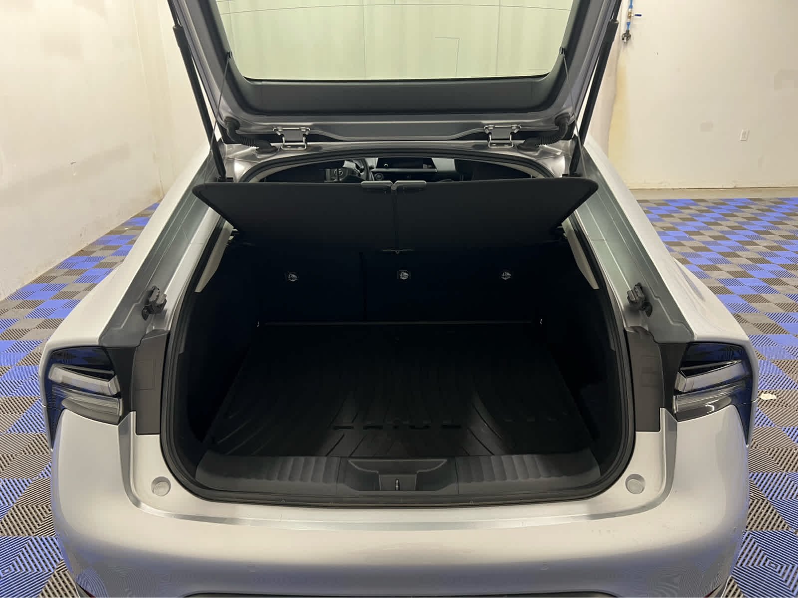 Used 2024 Cutting Edge Toyota SE image 13