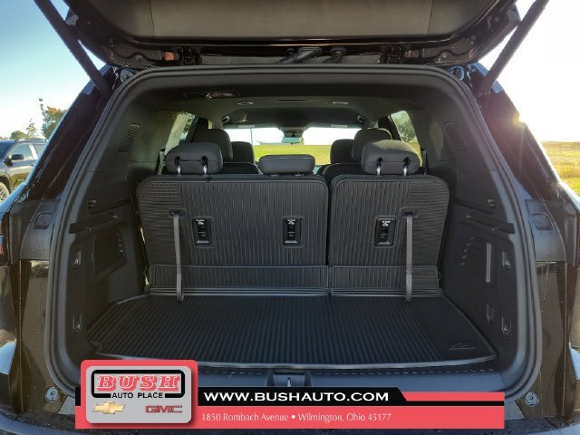 New 2027 Mosaic Black Metallic Chevrolet LT image 8