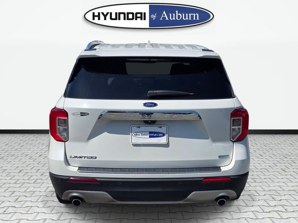 Used 2020 White Ford Limited image 7