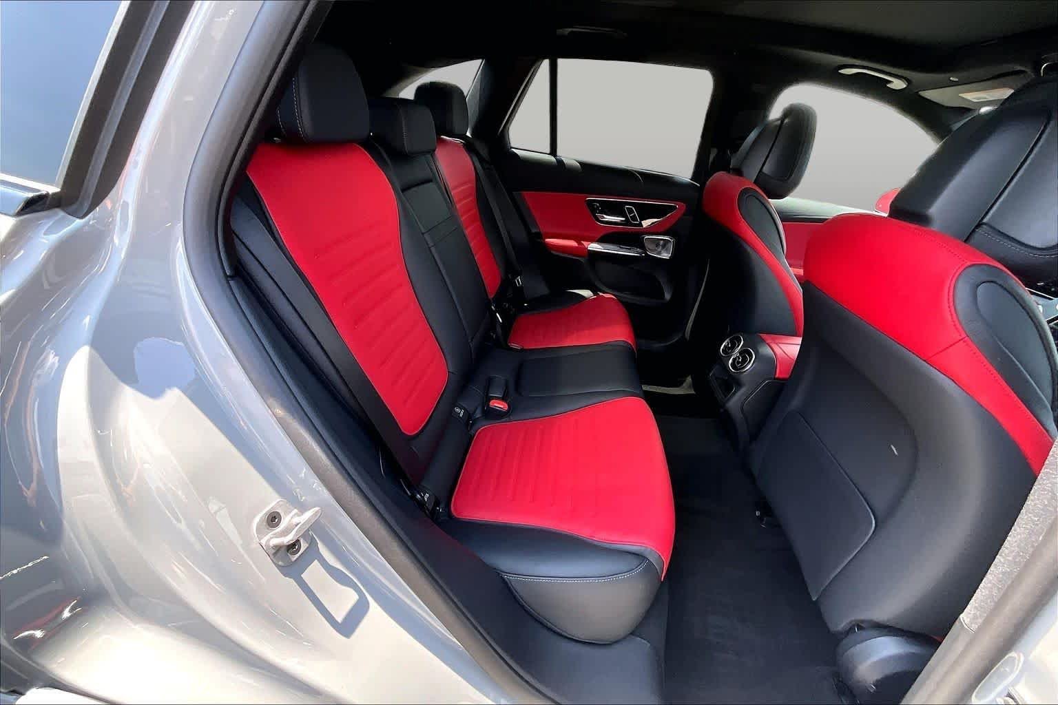 Certified Used 2026 MANUFAKTUR Alpine Grey Mercedes-Benz GLC 300 image 19