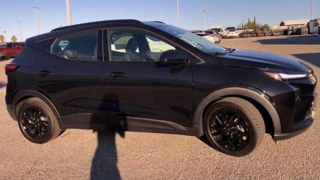 2027 Chevrolet Bolt RS - Photo 6
