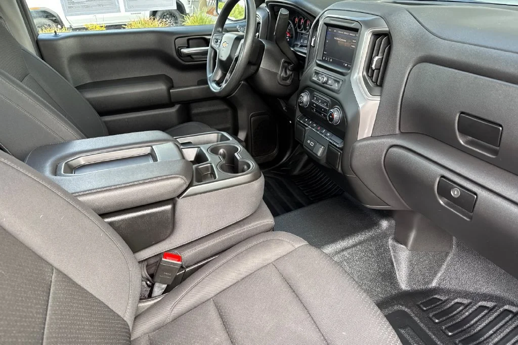 2025 Chevrolet Silverado 1500 Work Truck - Photo 14