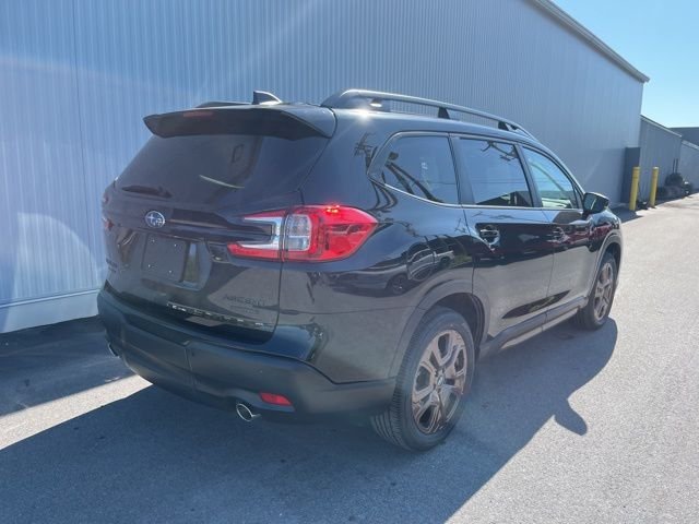 2025 Subaru Ascent Limited - Photo 18