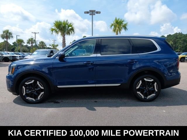 Used 2024 Black Kia EX image 8