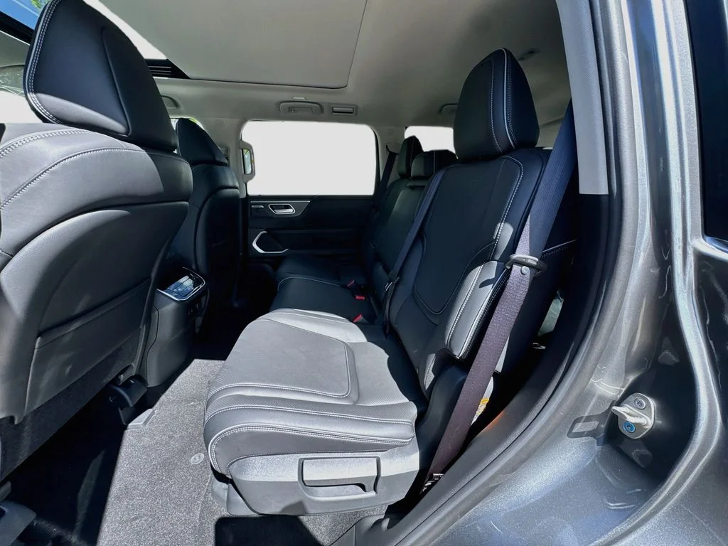 New 2027 DYNAMIC METAL INFINITI Luxe 4WD image 26