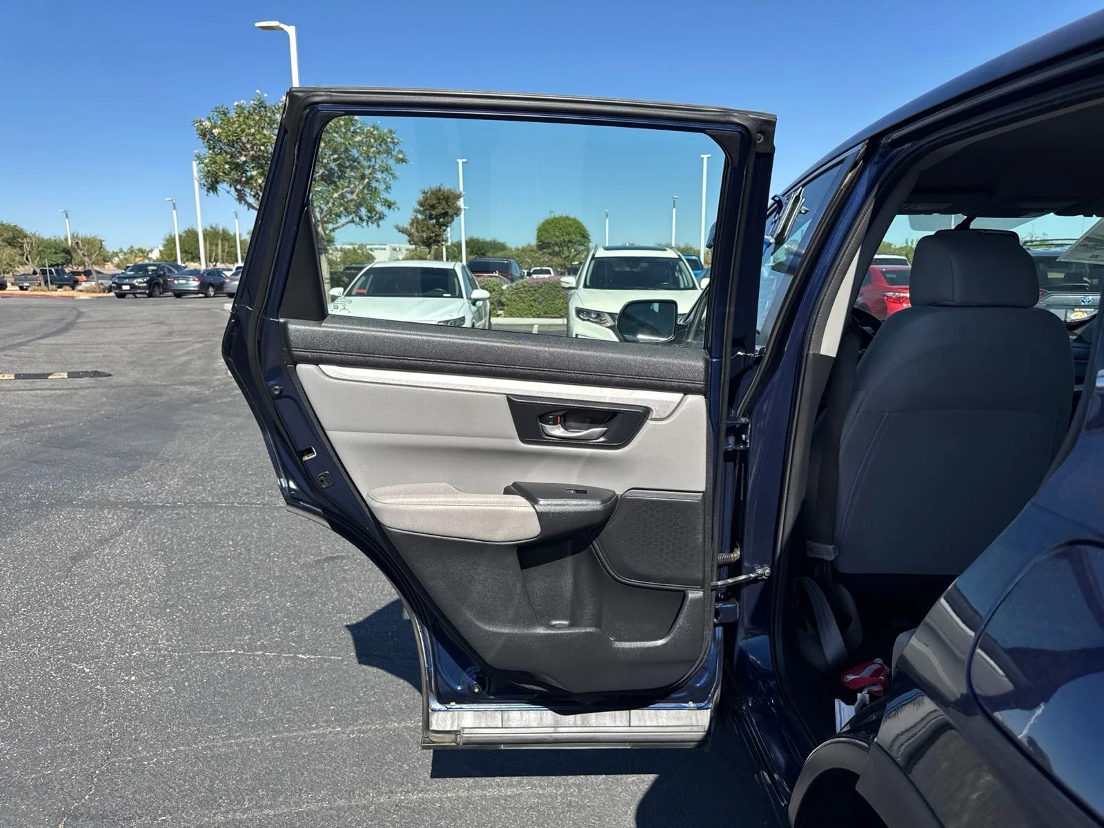 Used 2019 Obsidian Blue Pearl Honda LX image 17