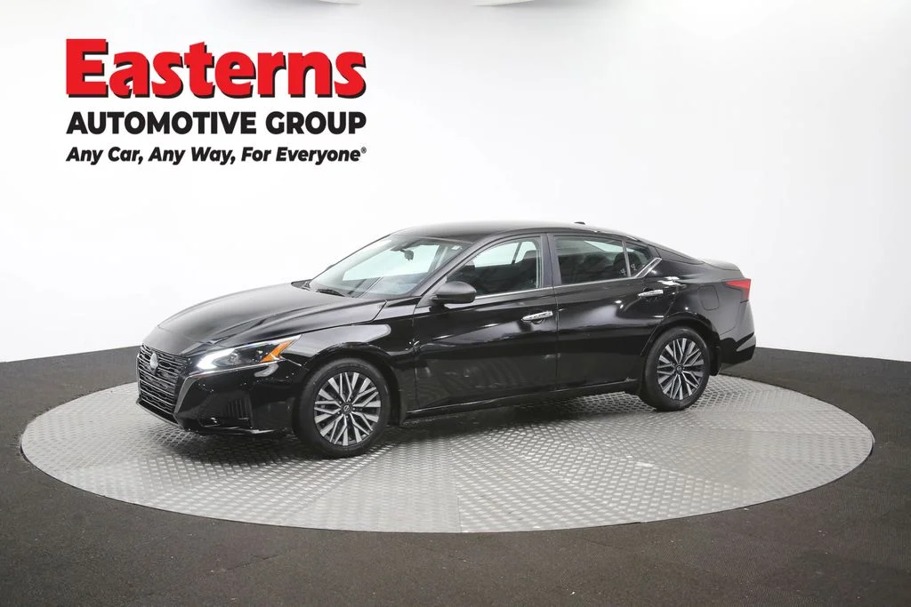 Used 2024 Black Nissan 2.5 SV image 58