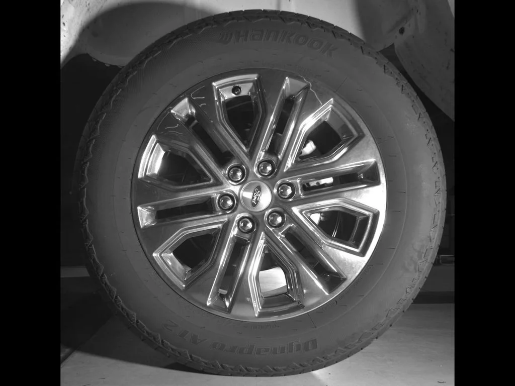 Certified Used 2025 White Ford Lariat image 15