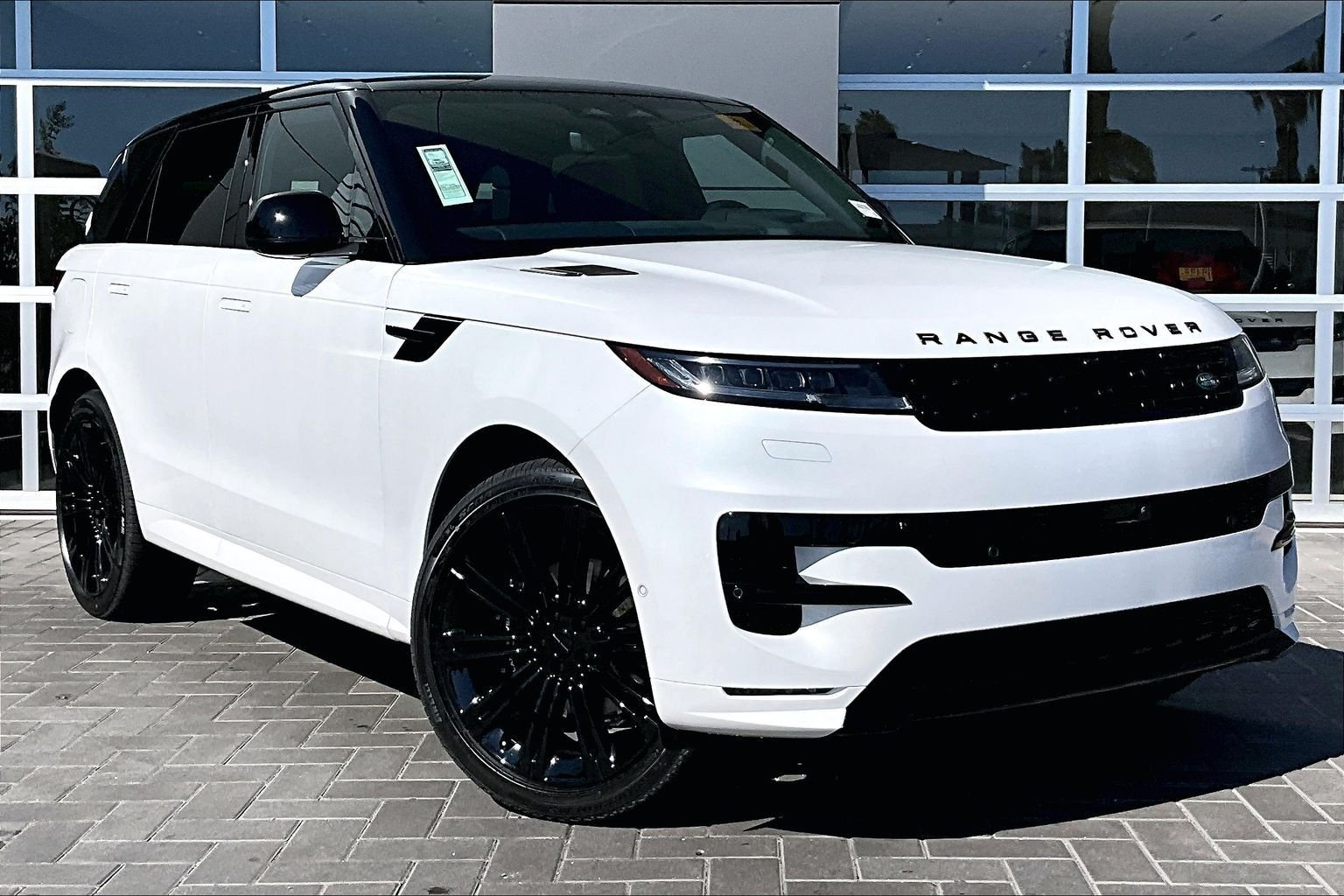 New 2026 Ostuni Pearl White Land Rover Dynamic SE image 2
