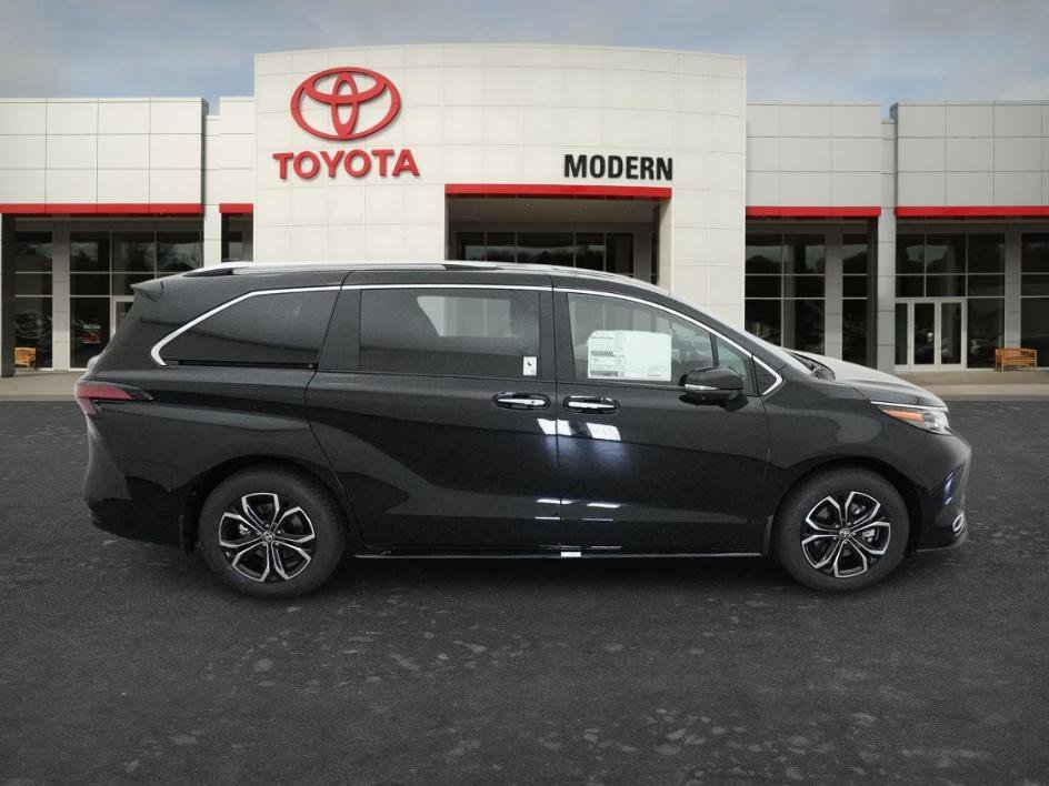 New 2026 Midnight Black Met Toyota Platinum image 14