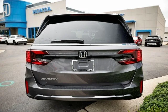 New 2026 Solar Silver Metallic Honda Elite image 12