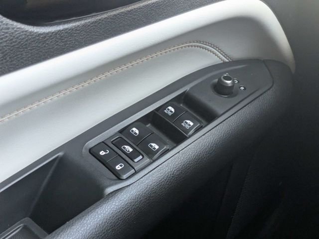 Used 2025 White Jeep Limited image 23