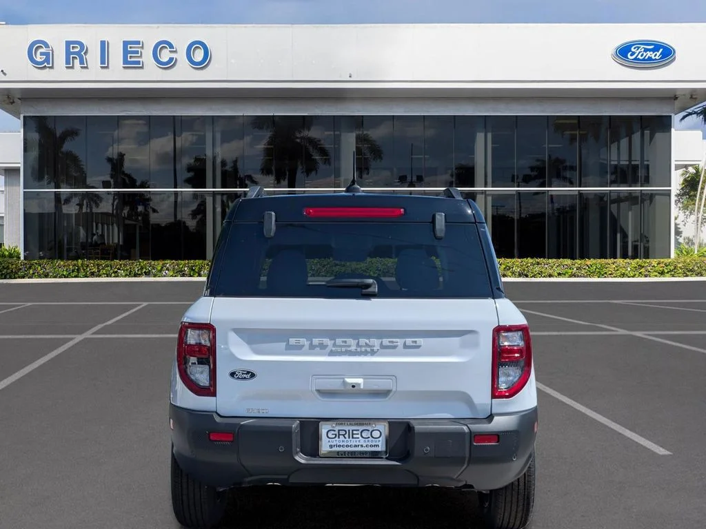 New 2026 Oxford White Ford Outer Banks® image 4