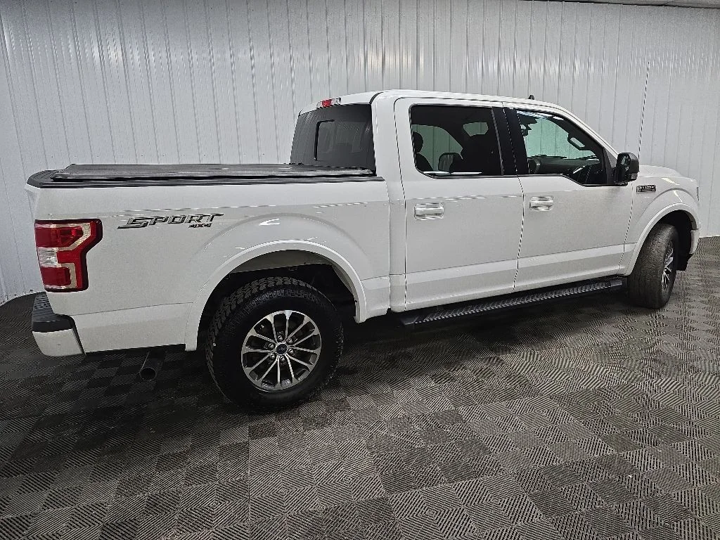Used 2020 White Ford XLT image 3