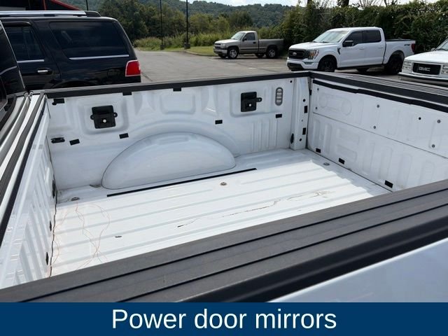 Used 2015 White Ford XLT image 23