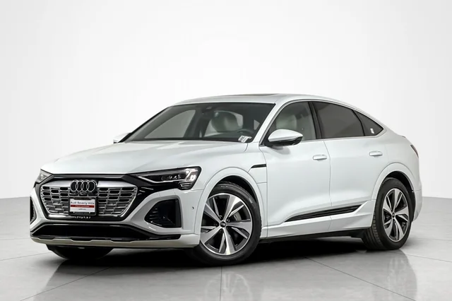 2024 Audi Q8 e-tron Sportback S line Premium Plus quattro