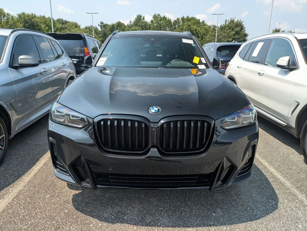 Used 2023 Black BMW sDrive30i image 4